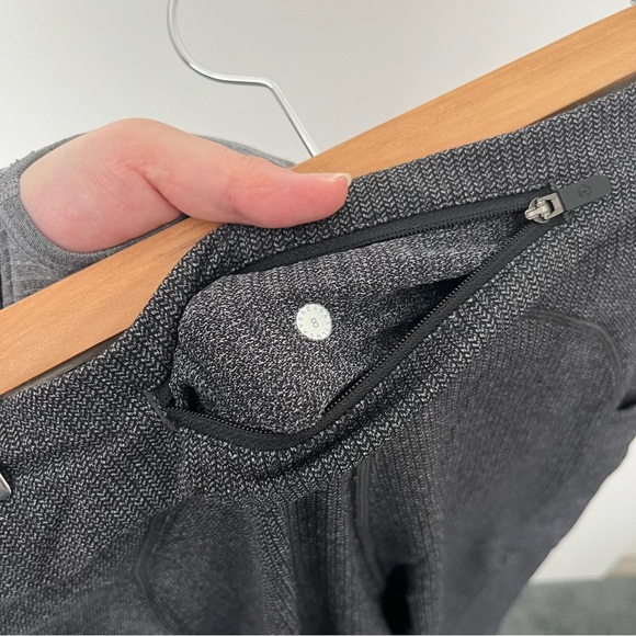 Lululemon Speed Up Tights - Herringbone, Size 8 - Picture 5 of 7